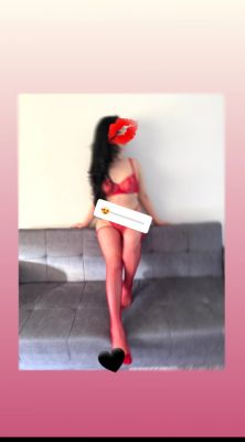 Лейла, ню-фото